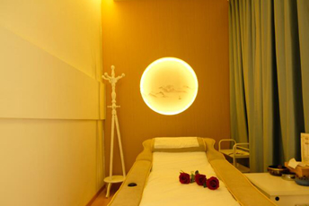 苏州吴江日式指压的寂静美学：在按压中听见雪落的声音